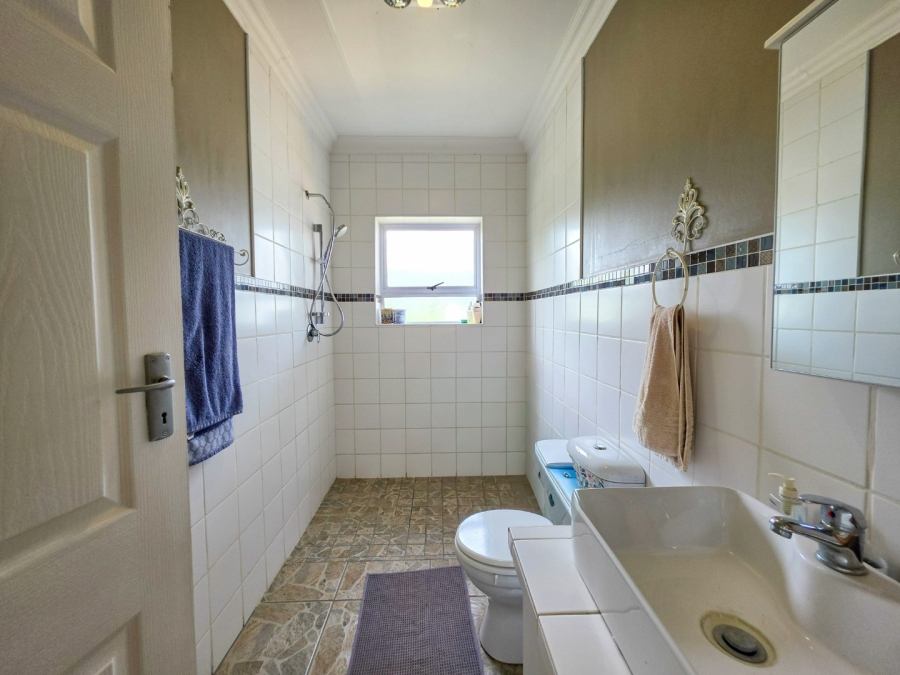 3 Bedroom Property for Sale in Stilbaai Wes Western Cape